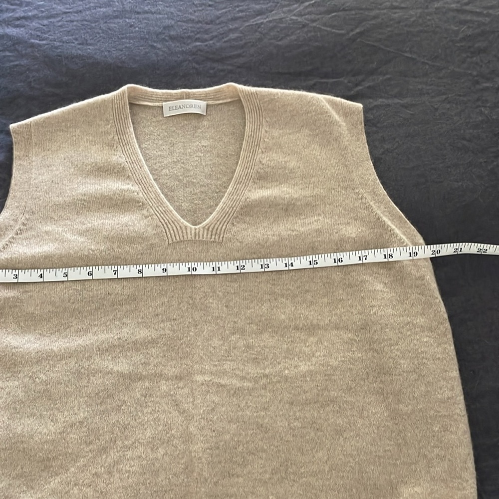 ELEANOREN pure Mongolian cashmere vest new beige camel size S - Picture 7 of 8